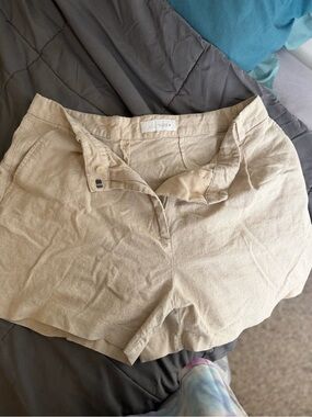 Zara Natural Beige High-Waist Linen-Blend Shorts